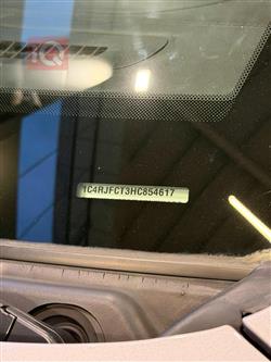 جيب جراند شيروكي